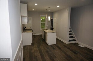 5618 Utah St in Philadelphia, PA - Building Photo