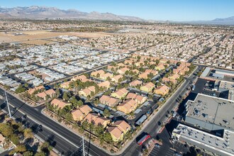 Rain Tree West in Las Vegas, NV - Building Photo - Building Photo