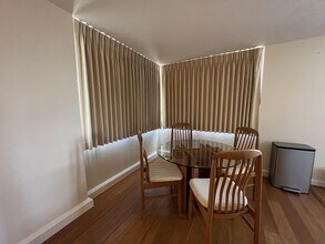 343 Hobron Ln in Honolulu, HI - Building Photo - Building Photo