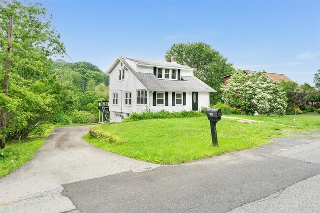 121 North Rd in Highland, NY - Building Photo - Building Photo