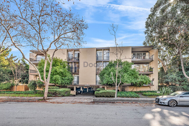 455 Grant Ave, Unit Unit 3 in Palo Alto, CA - Foto de edificio - Building Photo