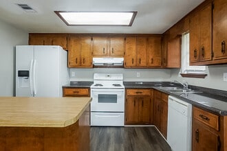 3704 Rio Ridge Dr in Hephzibah, GA - Foto de edificio - Building Photo