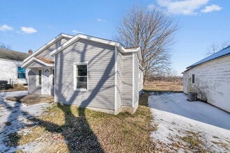 1438 N Water St in Cape Girardeau, MO - Building Photo - Building Photo