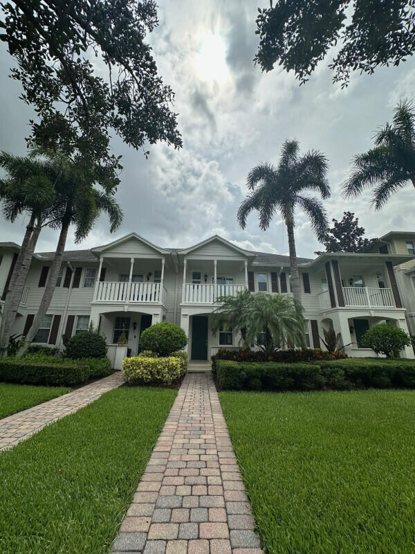 3325 E Community Dr in Jupiter, FL - Building Photo - Building Photo