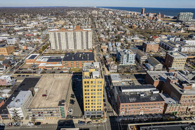 601 Bangs Ave in Asbury Park, NJ - Foto de edificio - Building Photo