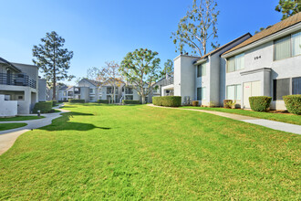 Lomita Court in Rancho Cucamonga, CA - Building Photo - Building Photo