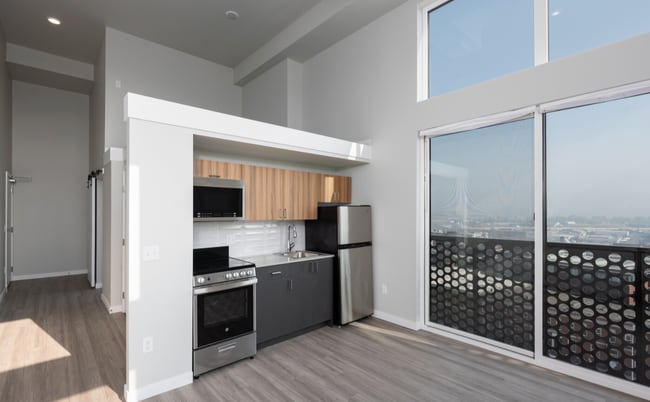 Ellis Apartments
