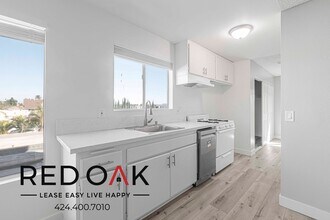 3742 E Fountain St in Long Beach, CA - Building Photo - Building Photo