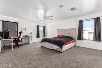 8812 N 67th Dr in Peoria, AZ - Building Photo - Building Photo