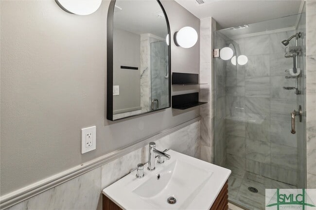 property at 18 E Jones St