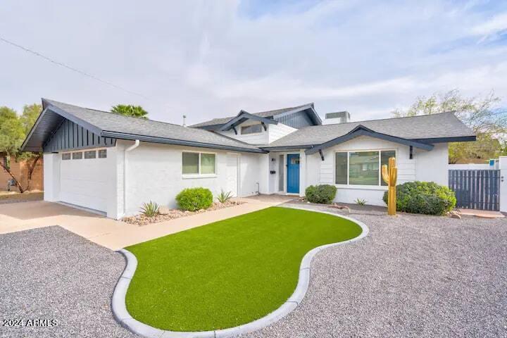 8631 E Valley View Rd in Scottsdale, AZ - Building Photo