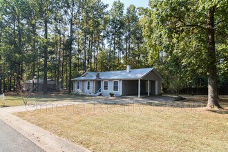 2404 Glenmore Ct in Birmingham, AL - Building Photo - Building Photo