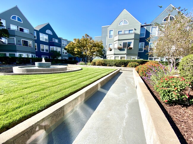 411 Park Ave, Unit 204 in San Jose, CA - Building Photo - Building Photo