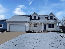 132 Bush Dr in Elwood, IL - Building Photo