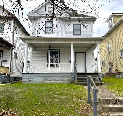 1302 Oregon Ave in Steubenville, OH - Building Photo