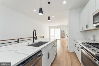 3916 14th St NW in Washington, DC - Building Photo - Building Photo