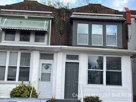 532 E Mayland St in Philadelphia, PA - Building Photo