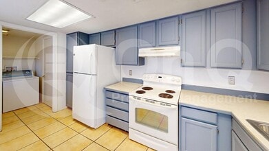 2505 N Palo Santo Dr in Tucson, AZ - Building Photo - Building Photo