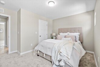 715 Spruce Needle Ln in Cedar Falls, IA - Building Photo - Building Photo