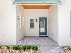 9340 Frangipani Dr in Vero Beach, FL - Building Photo - Building Photo