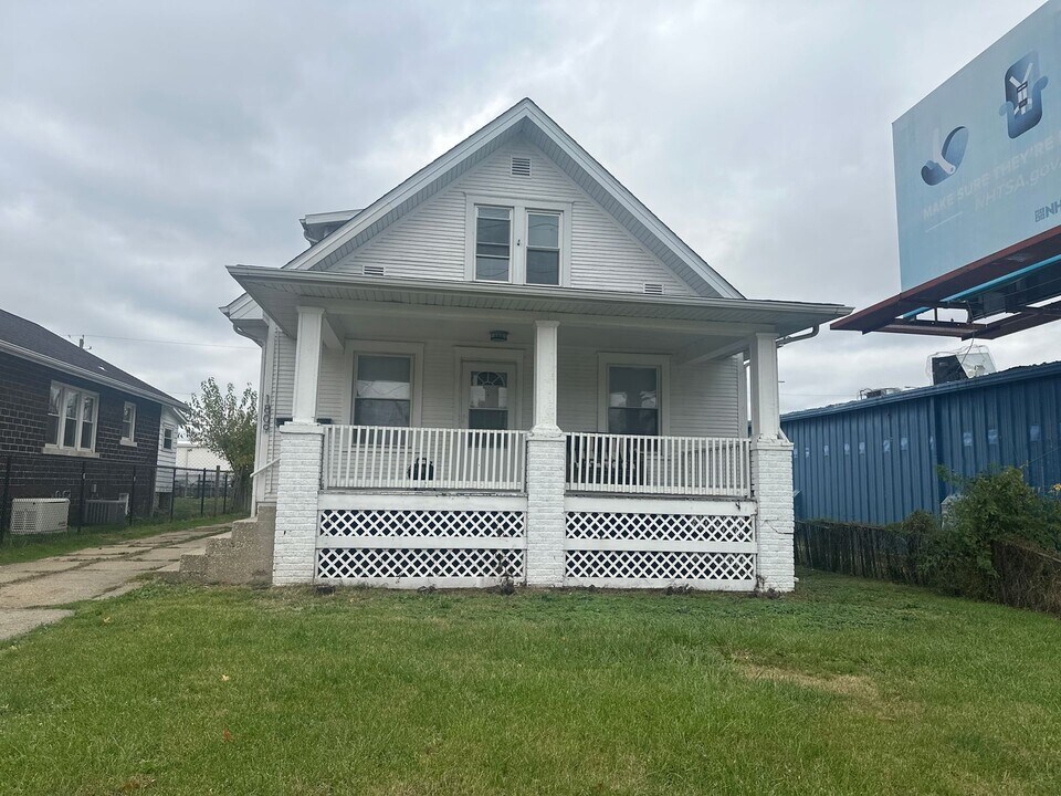 1809 S 11th St-Unit -upstairs in Springfield, IL - Building Photo