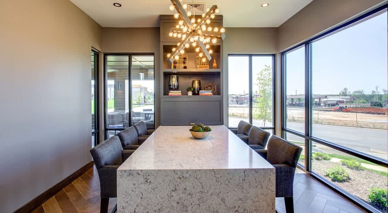 5820 Market Way Dr-Unit -ID1221091P in Charlotte, NC - Foto de edificio