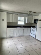 6608 Van Buren St in New Port Richey, FL - Building Photo - Building Photo