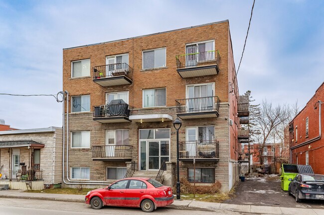 641 1Re Av in Lachine, QC - Building Photo - Building Photo