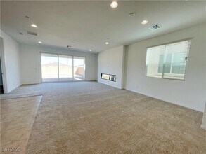 8820 Scalpay St in Las Vegas, NV - Building Photo - Building Photo
