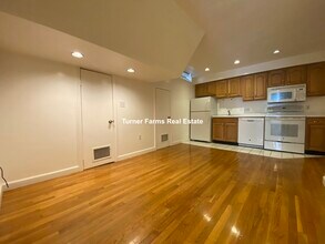 23 Snow Hill St, Unit 10 in Boston, MA - Building Photo - Building Photo