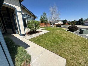 4727 El Cap Ct in Sparks, NV - Building Photo - Building Photo