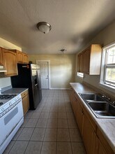 1577 80th Ave in Oakland, CA - Building Photo - Building Photo