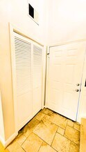 69 Renaissance Ln in New Brunswick, NJ - Building Photo - Building Photo