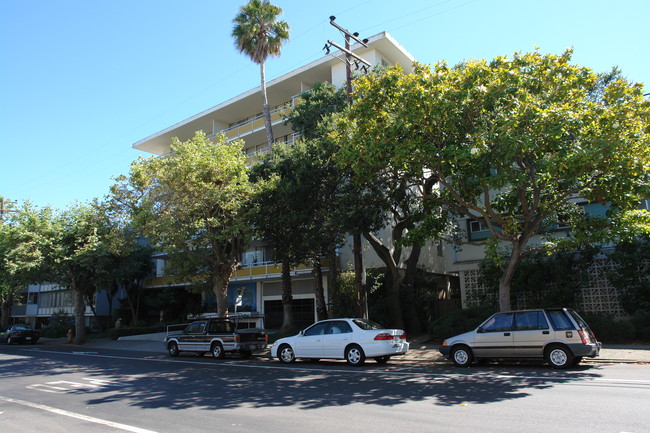 Park Central in San Mateo, CA - Foto de edificio - Building Photo