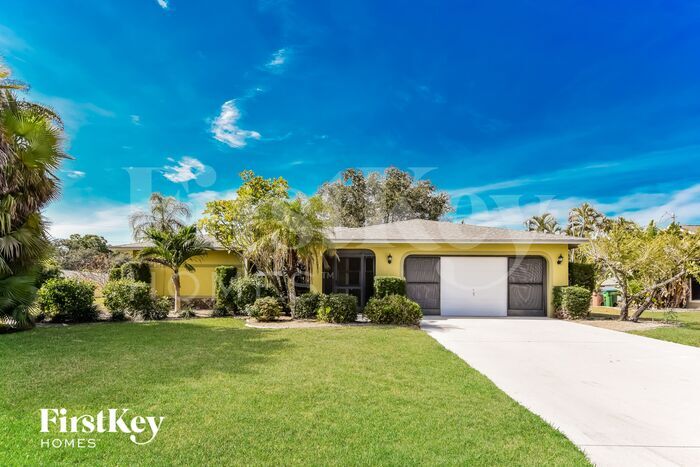 4402 SW 5th Pl in Cape Coral, FL - Building Photo