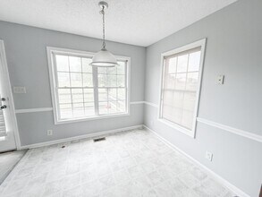 2621 Green Briar Dr in Clarksville, TN - Building Photo - Building Photo