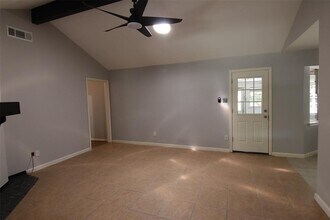 2111 Adams St in Missouri City, TX - Building Photo - Building Photo