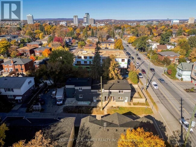 598 Kirkwood Ave in Ottawa, ON - Building Photo - Building Photo