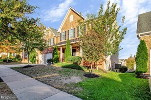 2906 George Hilleary Ter in Upper Marlboro, MD - Building Photo