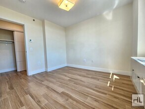 Northern Boulevard in Queens, NY - Building Photo - Building Photo