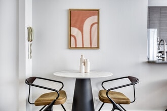 401 E 34th St in New York, NY - Building Photo - Building Photo