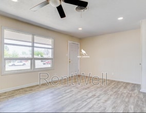 1404 E Reppto St in Brownfield, TX - Building Photo - Building Photo