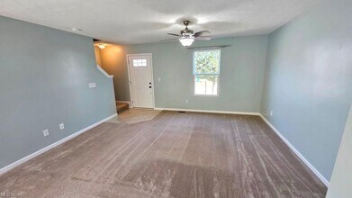 3320 Blossom Trl in Twinsburg, OH - Building Photo - Building Photo