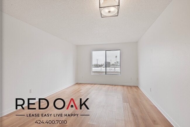 property at 11817 Victory Blvd