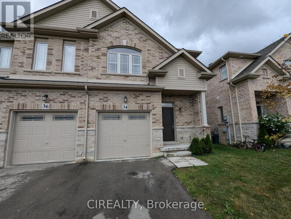 34 Kingsborough Dr in Hamilton, ON - Building Photo