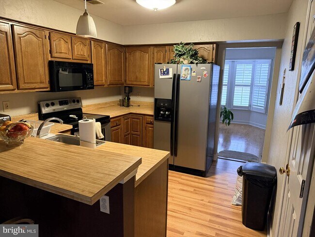 105 Huckleberry Dr in La Plata, MD - Building Photo - Building Photo