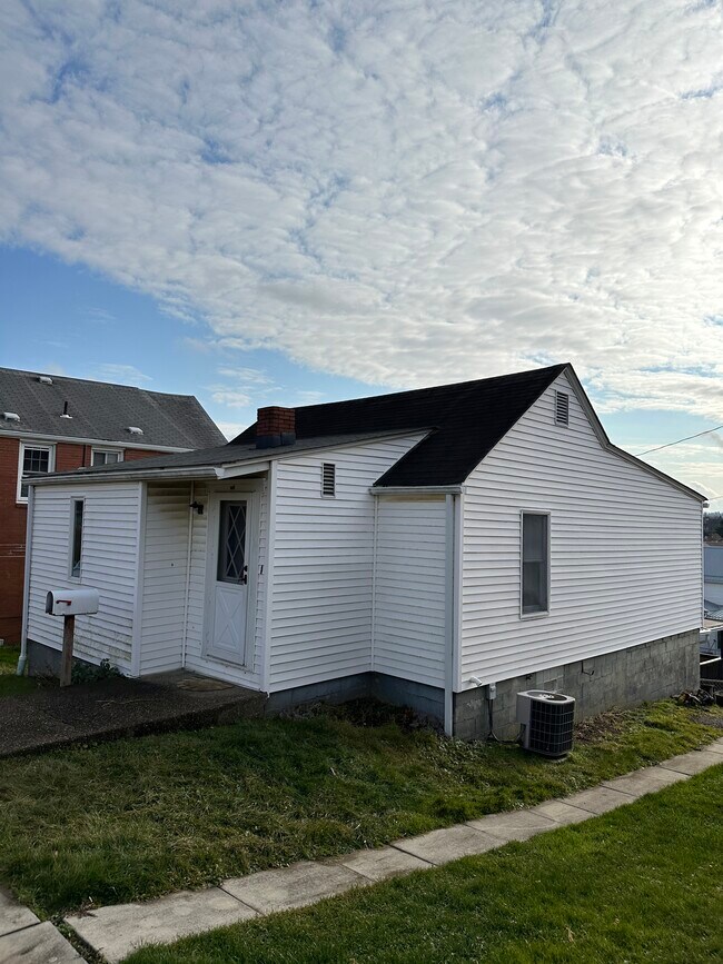 33 Leet St Rentals in Washington, PA