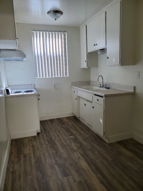 1605 Lomita Blvd in Los Angeles, CA - Foto de edificio - Building Photo