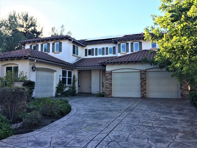property at 1396 S Creekside Dr