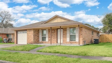 1411 Kappa St in Pasadena, TX - Building Photo - Building Photo